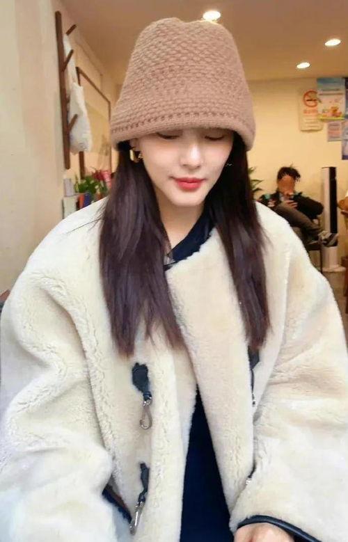 娱乐吃瓜贴吧最新消息,神秘事件引发热议，吃瓜群众纷纷猜测真相