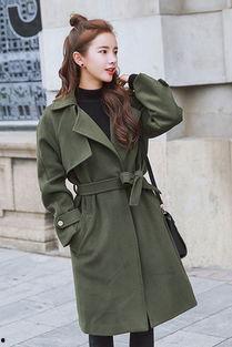 中长款大衣搭配图片女,中长款大衣搭配指南，优雅女生必备