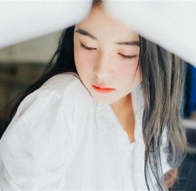 头发软化图片,揭秘头发软化神奇效果